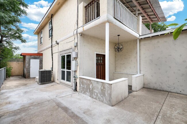 125 Allsup St in San Antonio, TX - Building Photo - Building Photo