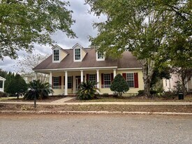 3722 Longfellow Rd in Tallahassee, FL - Building Photo