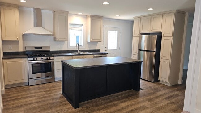 property at 3617 N Grand Ave E