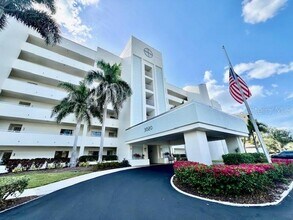 3020 Matecumbe Key Rd in Punta Gorda, FL - Building Photo - Building Photo