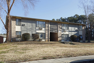 Dover Apartments in Raleigh, NC - Building Photo - Building Photo