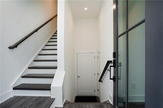 1815 Gotham Ln NE in Atlanta, GA - Building Photo - Building Photo
