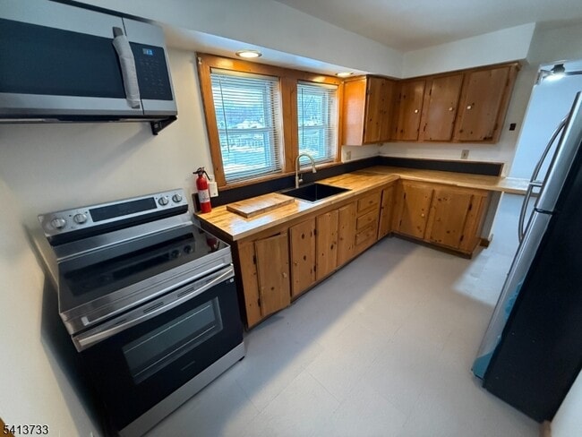 property at 81 Main St