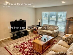 1285 Crane Meadow Way in Sun Prairie, WI - Foto de edificio - Building Photo