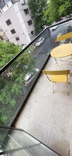 35-20 Leavitt St in New York, NY - Building Photo - Building Photo