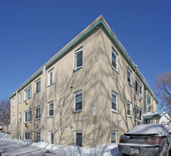 1015 York Ave in St. Paul, MN - Building Photo - Building Photo