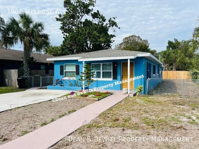 1901 Melrose Ave S in St. Petersburg, FL - Building Photo - Building Photo
