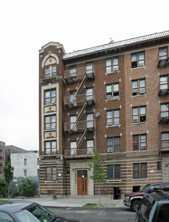 771 E 185th in Bronx, NY - Building Photo