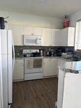 2615 SE 14th Ave in Homestead, FL - Building Photo - Building Photo