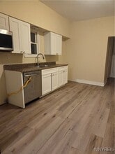 24 Clay St in Buffalo, NY - Building Photo - Building Photo
