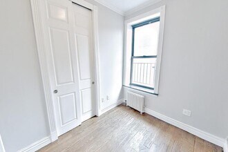 234 Mott St in New York, NY - Building Photo - Building Photo