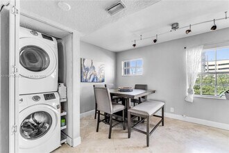 349 Virginia St in Hollywood, FL - Building Photo - Building Photo