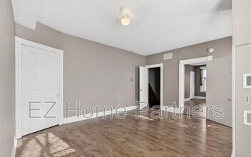 3005 S Compton Ave in St. Louis, MO - Building Photo - Building Photo