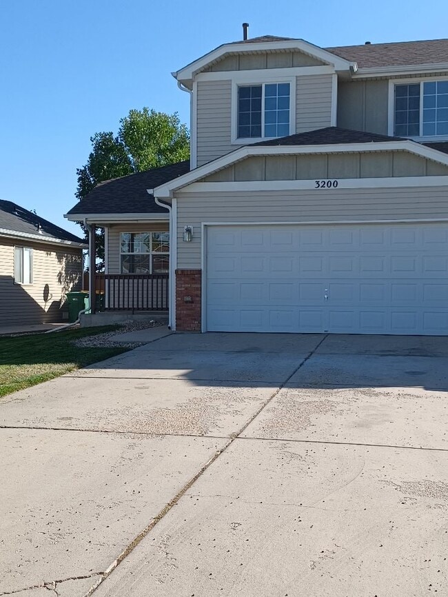 property at 3200 Rock Point Ct