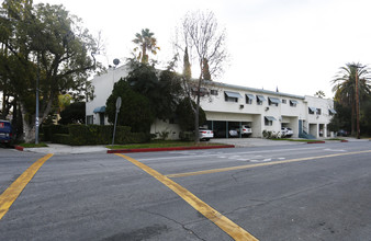 362 W Lomita Ave in Glendale, CA - Building Photo - Building Photo