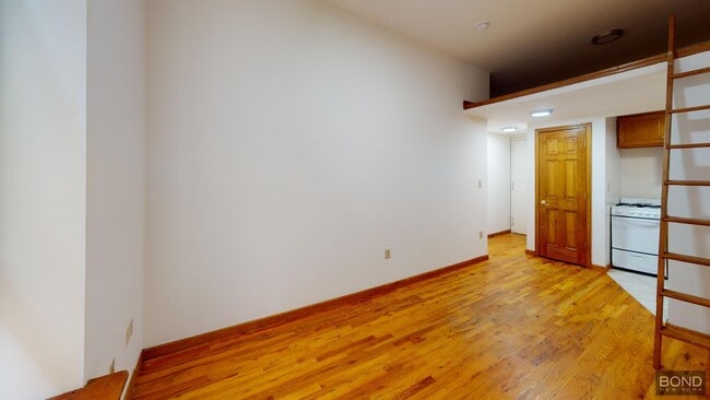 491 Columbus Ave in New York, NY - Building Photo - Building Photo