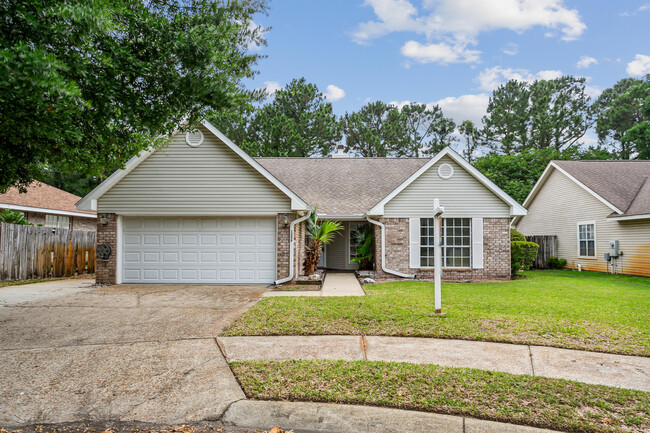 1299 Sterling Point Pl in Gulf Breeze, FL - Building Photo - Building Photo