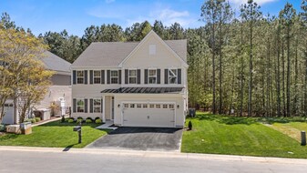 12104 Landings Blvd in Berlin, MD - Building Photo