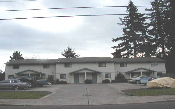 13730-13752 SE Stark St in Portland, OR - Foto de edificio