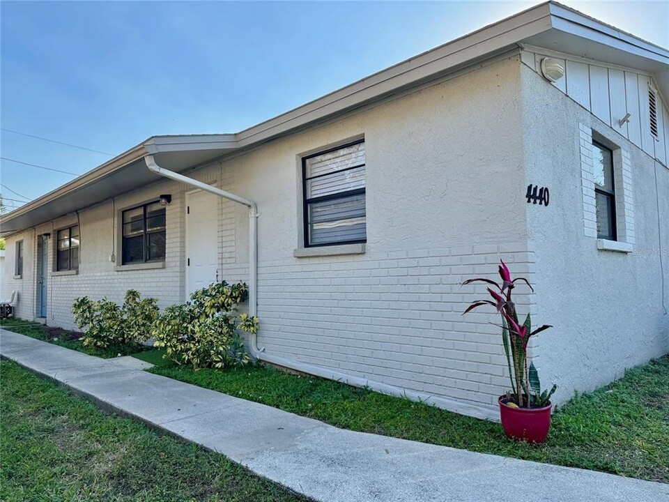 4440 44th Ave N in St. Petersburg, FL - Building Photo