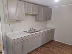 335 Main St-Unit -1 in St Johnsbury, VT - Building Photo - Building Photo