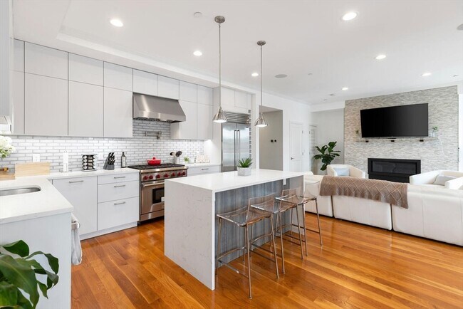 property at 793 E 6th St