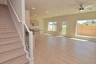 29 Crosby Park Dr in Marshalltown, IA - Building Photo