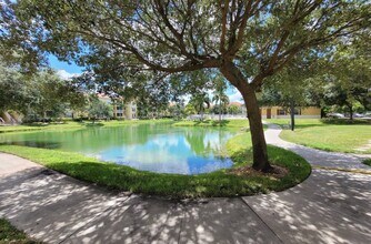 4149 Residence Drive in Ft. Myers, FL - Building Photo - Building Photo