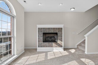 3255 Camden Dr in Troy, MI - Building Photo - Building Photo