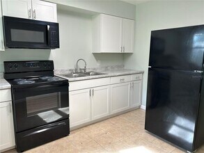 1639-1643 NE 16th Ave in Ocala, FL - Building Photo - Building Photo