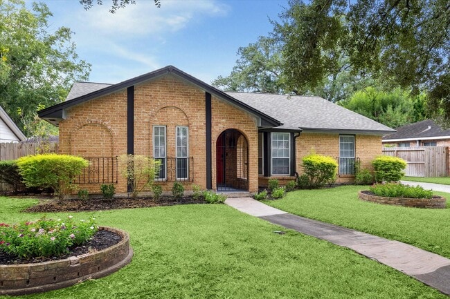 property at 12315 Whittington Dr