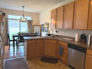 2554 Evergreen Cir in McHenry, IL - Building Photo - Building Photo