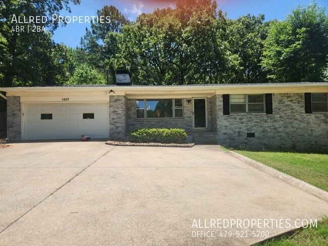 property at 1627 W Wedington Dr