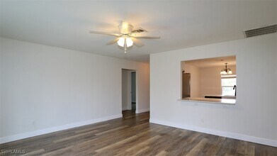 5310 Caldwell St in Naples, FL - Building Photo - Building Photo
