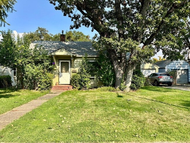 property at 209 Lincoln St