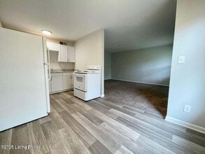 428 N Hite Ave in Louisville, KY - Building Photo - Building Photo