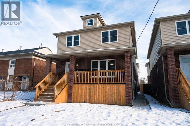 3495 Bloomfield Rd in Windsor, ON - Building Photo - Building Photo