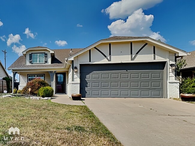 property at 11421 E 110th Pl N