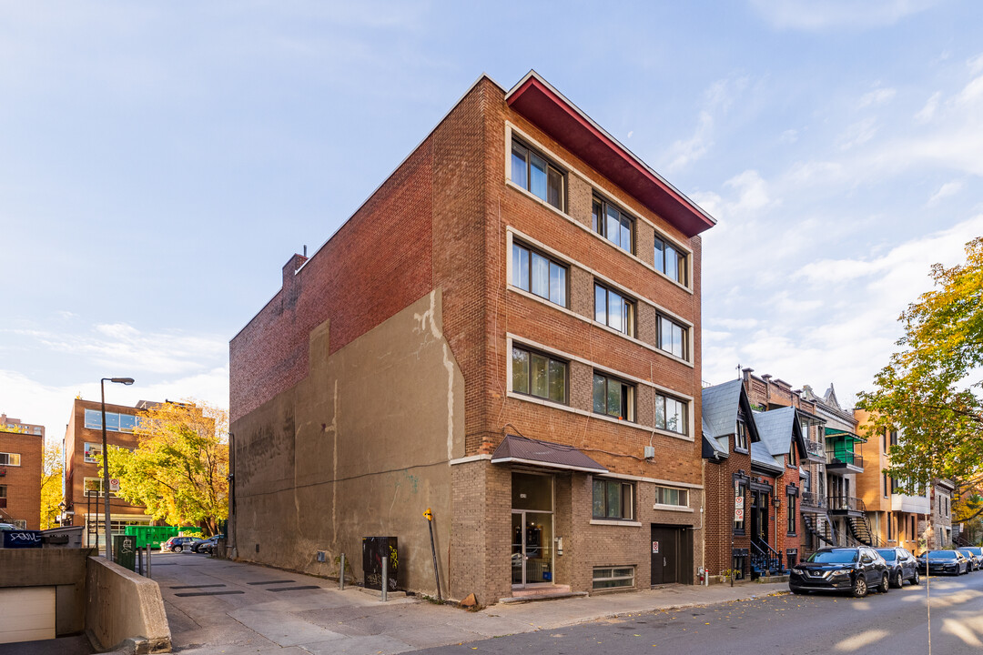 3428 Coloniale Av in Montréal, QC - Building Photo