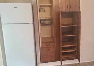 210 E Pine St in Selinsgrove, PA - Building Photo - Building Photo