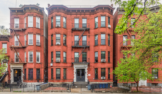 1091 Bushwick Ave in Brooklyn, NY - Building Photo - Building Photo