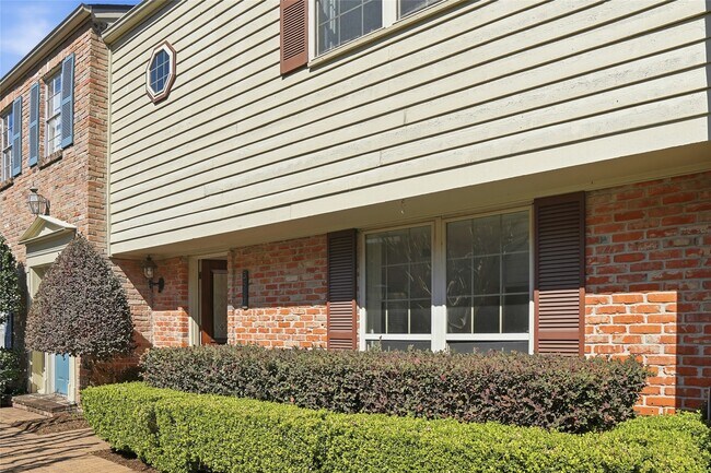 5817 Valley Forge Dr in Houston, TX - Building Photo - Building Photo