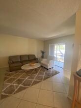 100 Summer Plz, Unit 8 in Merritt Island, FL - Building Photo - Building Photo