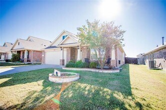 821 San Madrid Trl in Haslet, TX - Building Photo - Building Photo