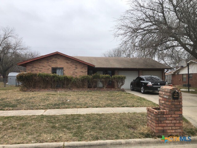 2303 Daisy Dr in Killeen, TX - Building Photo