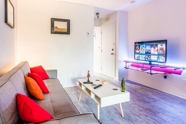property at 1851 Rue Saint-Germain