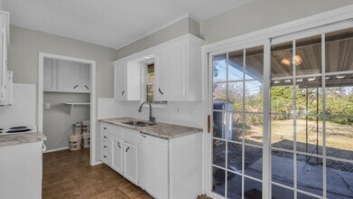 5803-5805 E 35th St in Tulsa, OK - Building Photo - Building Photo