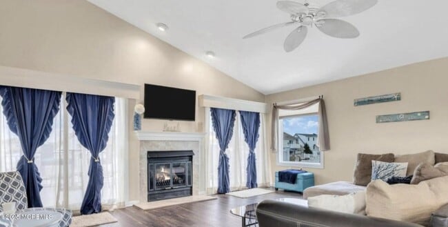104 Catherine Ln in Stafford Township, NJ - Building Photo - Building Photo