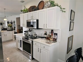 3935 Loblolly Bay Dr in Naples, FL - Building Photo - Building Photo