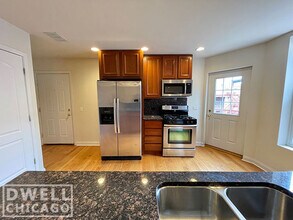 720 W Buckingham Pl in Chicago, IL - Building Photo - Building Photo